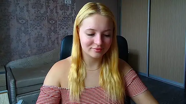 Snapshot of Milka_kiss_ chatting on June 6, 2026, 9:36 am Milka kiss online show from June 6, 2026, 9:36 am
