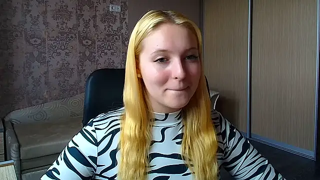 Snapshot of Milka_kiss_ chatting on June 20, 2026, 1:14 pm Milka kiss online show from June 20, 2026, 1:14 pm