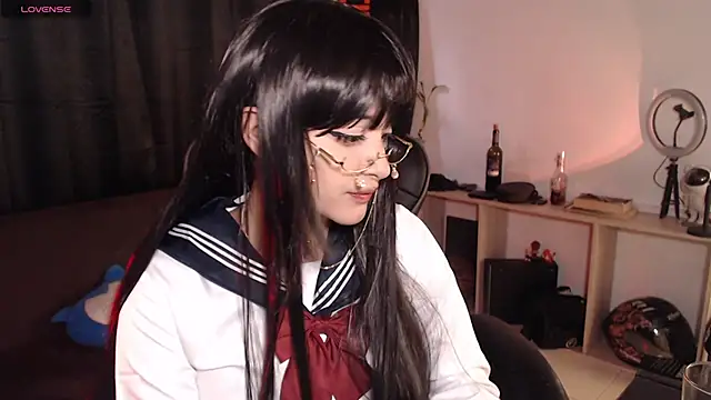 liz-beths online show from November 10, 2025, 8:30 pm