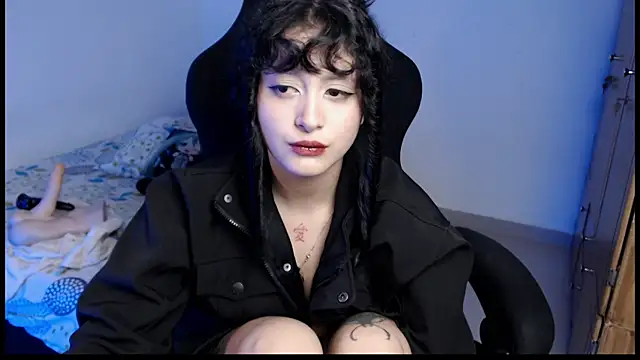liz-beths online show from June 2, 2026, 10:39 am