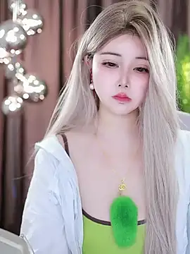 Qiaoqiao  online show from February 20, 2025, 10:16 am