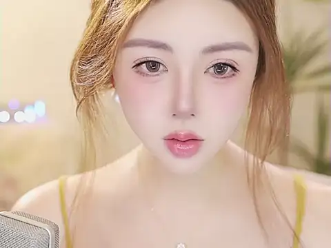 Snapshot of Qiaoqiao_ chatting on May 18, 2026, 4:13 pm Qiaoqiao online show from May 18, 2026, 4:13 pm