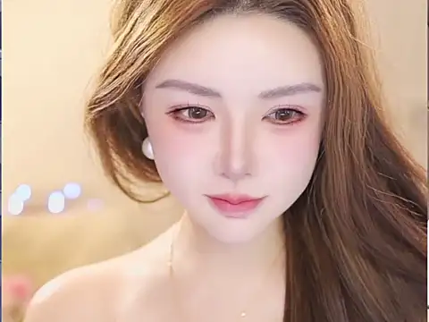 Qiaoqiao  online show from July 28, 2026, 8:52 pm