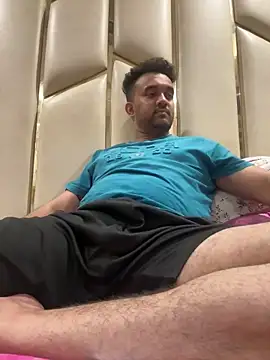 BengaliBabu Rohan online show from December 14, 2025, 8:02 pm