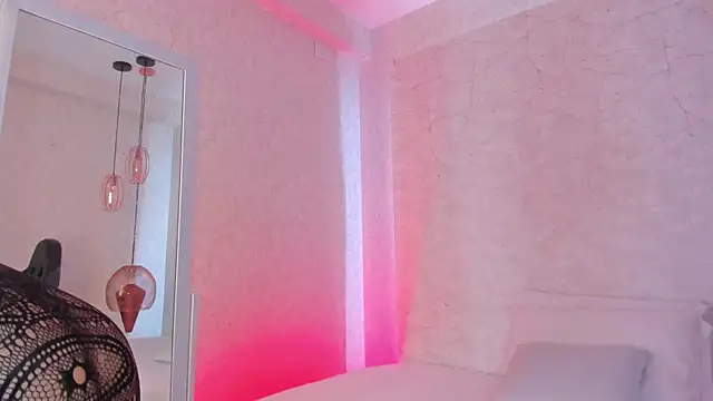 kosmic Angel online show from February 28, 2025, 8:07 pm