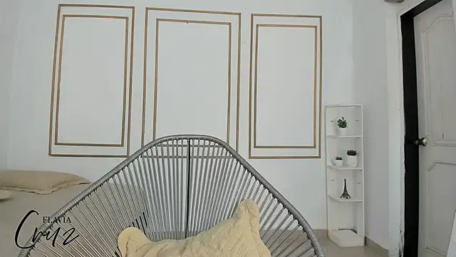 flavia cruz online show from September 18, 2025, 7:27 pm