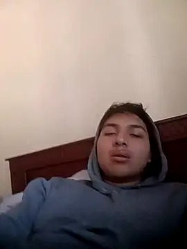 Snapshot of LoganFinds chatting on November 1, 2025, 12:51 pm LoganFinds online show from November 1, 2025, 12:51 pm