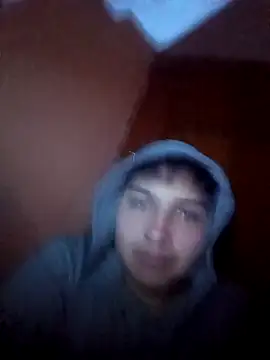 Snapshot of LoganFinds chatting on November 2, 2025, 10:23 pm LoganFinds online show from November 2, 2025, 10:23 pm