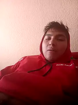 Snapshot of LoganFinds chatting on November 20, 2025, 7:35 pm LoganFinds online show from November 20, 2025, 7:35 pm