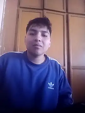 Snapshot of LoganFinds chatting on December 18, 2025, 2:45 pm LoganFinds online show from December 18, 2025, 2:45 pm