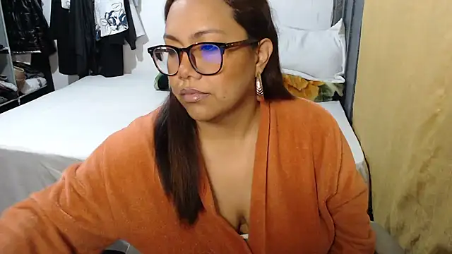 Snapshot of rainhavenus2024 chatting on September 23, 2025, 11:02 am rainhavenus2024 online show from September 23, 2025, 11:02 am