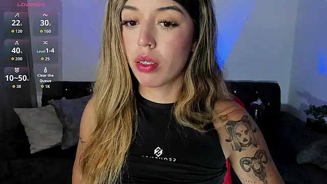 zoee jackson online show from November 5, 2025, 3:17 am