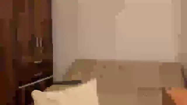 Luisa0110 online show from January 18, 2025, 10:49 pm