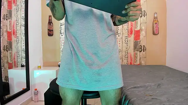 Andrey u92 online show from February 19, 2025, 3:17 am