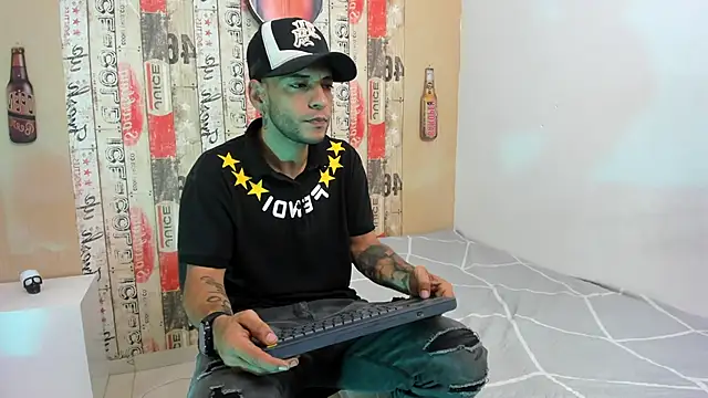 Andrey u92 online show from February 20, 2025, 4:50 am