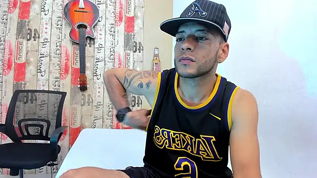 Andrey u92 online show from February 21, 2025, 4:18 am