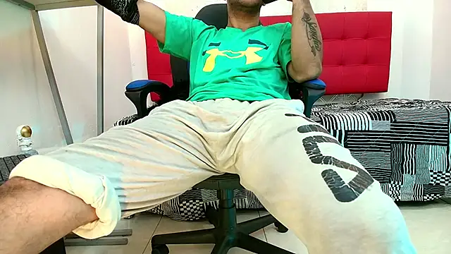 Andrey u92 online show from September 26, 2025, 8:13 pm