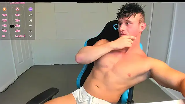 Snapshot of _DownUnderFit_ chatting on March 22, 2025, 9:53 pm DownUnderFit online show from March 22, 2025, 9:53 pm