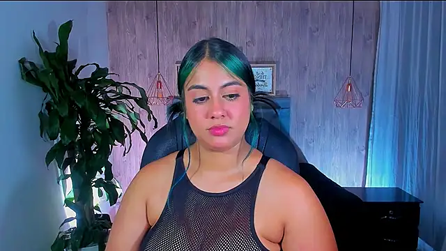 Xisu  online show from February 8, 2025, 6:43 am