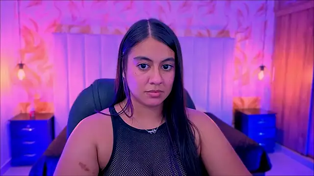 Xisu  online show from April 8, 2026, 6:13 am