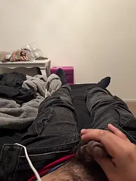 Snapshot of alanrguzoso012 chatting on November 15, 2025, 9:17 am alanrguzoso012 online show from November 15, 2025, 9:17 am