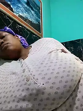 Bustyslave48 online show from September 21, 2025, 9:00 am