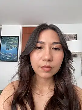Snapshot of Aimilayne chatting on May 3, 2026, 5:30 pm Aimilayne online show from May 3, 2026, 5:30 pm