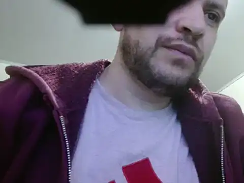 camiloking1720 online show from February 15, 2025, 4:34 pm