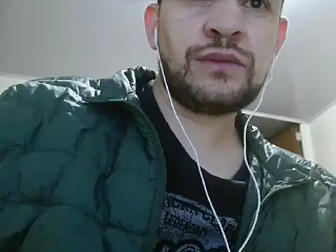 camiloking1720 online show from February 28, 2025, 4:10 am