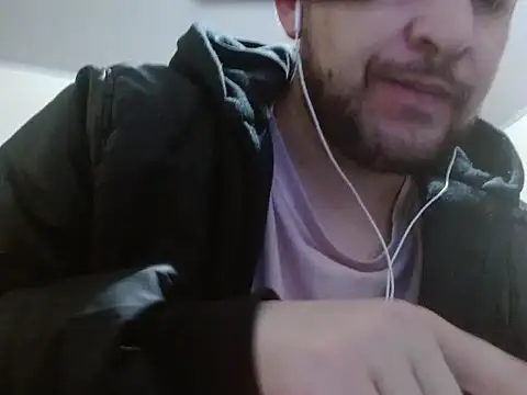 camiloking1720 online show from October 3, 2025, 1:46 am