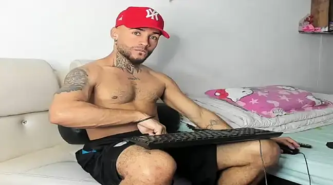 BruceNixon online show from January 8, 2025, 9:44 pm