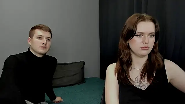 Pinku kitsune online show from December 30, 2024, 4:19 pm