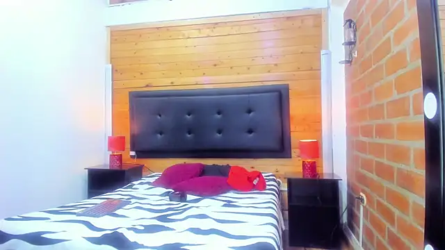 Dulcex69 online show from March 1, 2025, 1:40 pm