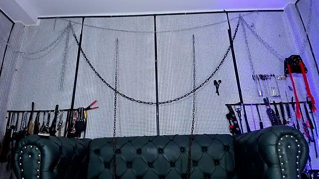 yey bdsm online show from September 27, 2025, 7:08 pm