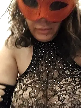 nazii010 online show from October 17, 2025, 12:25 am