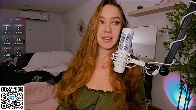 AngelPaull online show from September 23, 2025, 9:18 pm