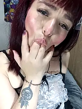Snapshot of Winona-miu chatting on February 17, 2025, 5:10 pm Winona-miu online show from February 17, 2025, 5:10 pm