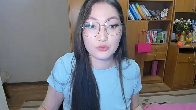 nliki4506 online show from February 24, 2025, 11:52 pm