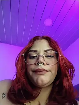 IamAlana  online show from November 10, 2025, 9:03 pm