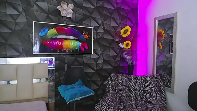 Snapshot of Demitryo chatting on January 24, 2025, 5:42 am Demitryo online show from January 24, 2025, 5:42 am