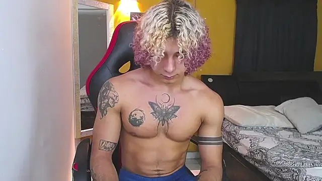 Snapshot of Demitryo chatting on February 11, 2025, 3:50 am Demitryo online show from February 11, 2025, 3:50 am