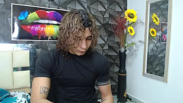 Snapshot of Demitryo chatting on March 14, 2025, 2:10 am Demitryo online show from March 14, 2025, 2:10 am