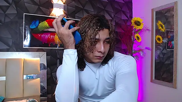 Snapshot of Demitryo chatting on March 15, 2025, 3:51 am Demitryo online show from March 15, 2025, 3:51 am