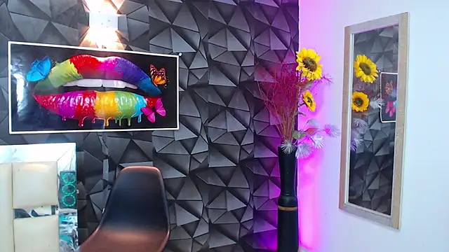 Snapshot of Demitryo chatting on March 17, 2025, 6:29 am Demitryo online show from March 17, 2025, 6:29 am