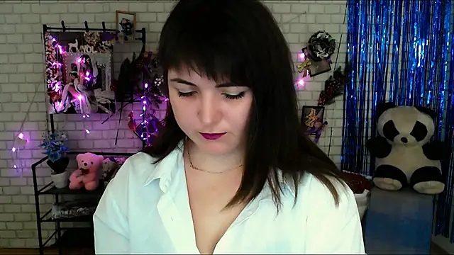Snapshot of Darina_M_ chatting on January 19, 2025, 5:48 am Darina M online show from January 19, 2025, 5:48 am