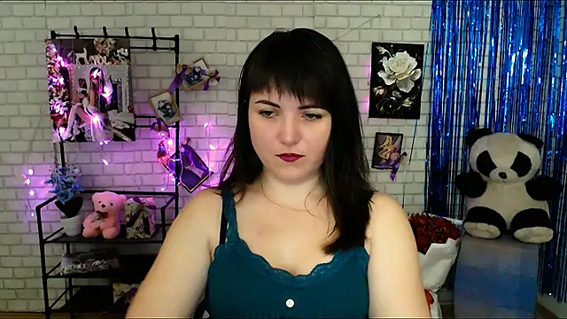 Snapshot of Darina_M_ chatting on January 28, 2025, 5:32 am Darina M online show from January 28, 2025, 5:32 am