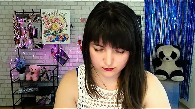 Snapshot of Darina_M_ chatting on February 22, 2025, 8:50 am Darina M online show from February 22, 2025, 8:50 am
