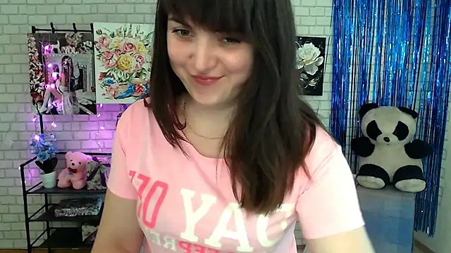 Snapshot of Darina_M_ chatting on March 2, 2025, 8:38 am Darina M online show from March 2, 2025, 8:38 am