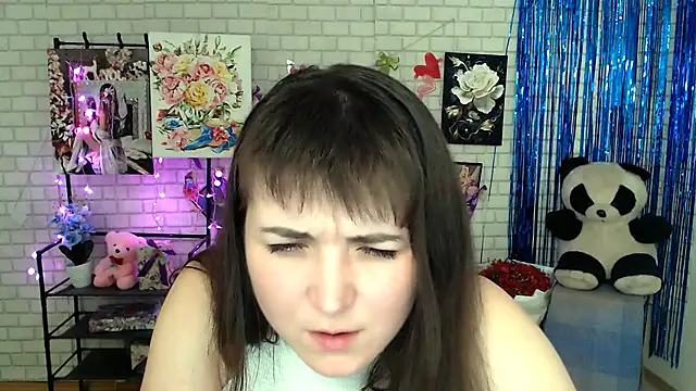 Snapshot of Darina_M_ chatting on March 7, 2025, 3:18 pm Darina M online show from March 7, 2025, 3:18 pm