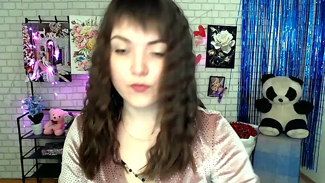 Snapshot of Darina_M_ chatting on March 8, 2025, 5:49 am Darina M online show from March 8, 2025, 5:49 am